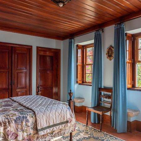 Гостевой дом Quinta De Mouraes Casa Dos Rododendros Lever Экстерьер фото