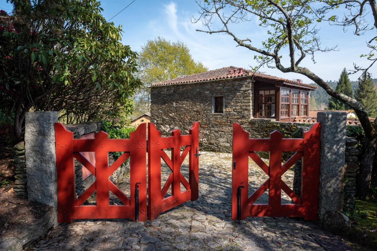 Гостевой дом Quinta De Mouraes Casa Dos Rododendros Lever Экстерьер фото