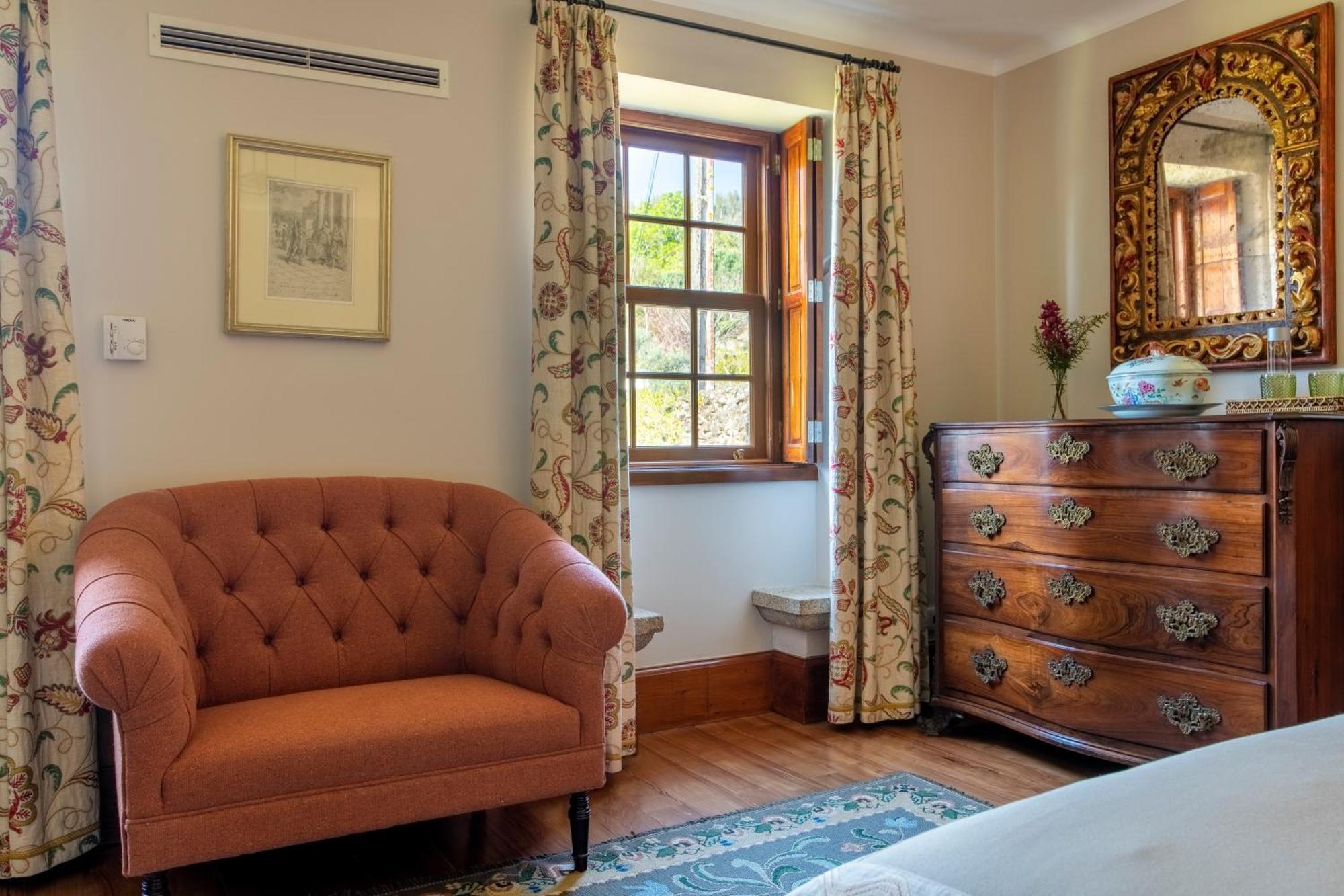 Гостевой дом Quinta De Mouraes Casa Dos Rododendros Lever Экстерьер фото