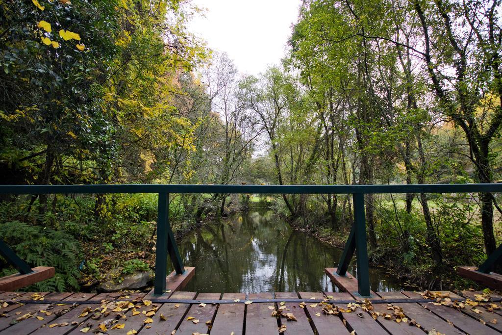 Гостевой дом Quinta De Mouraes Casa Dos Rododendros Lever Экстерьер фото